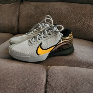 Nike Vapor Pro Tennis Shoes